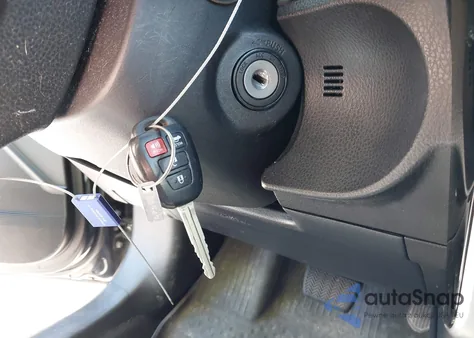 2017 Toyota Corolla Le z USA, uszkodzony, nr VIN 2T1BURHE6HC909640